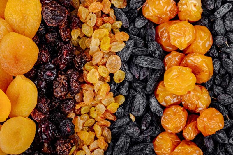Organic and naturally dried fruits